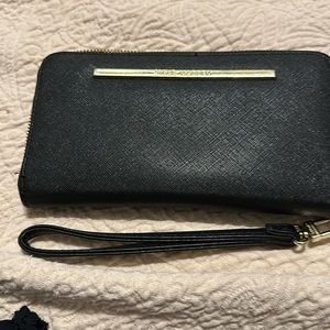Steve Madden wristlet/wallet